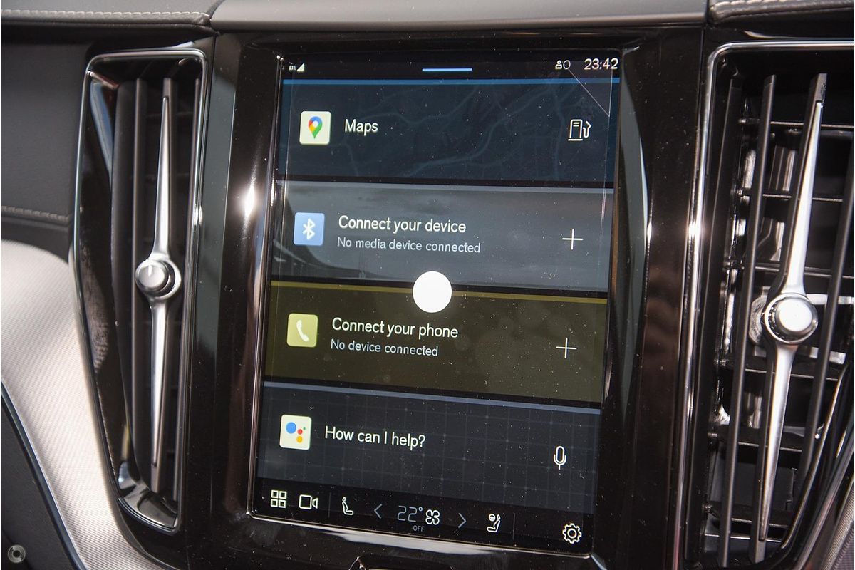 2023 Volvo XC60 Ultimate B5 Bright