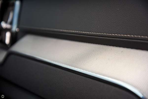 2023 Volvo XC60 Ultimate B5 Bright