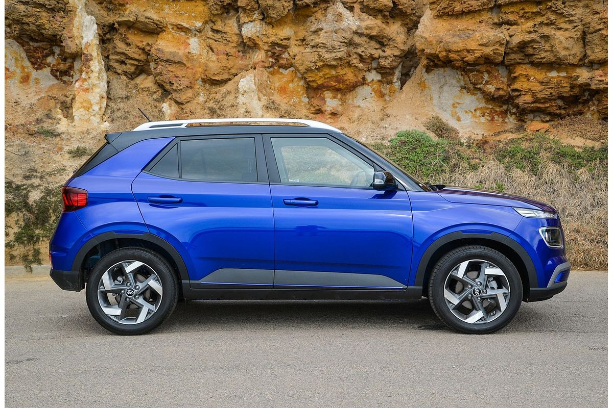 2025 Hyundai Venue Elite QX.V5