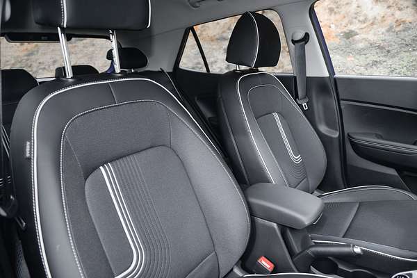 2025 Hyundai Venue Elite QX.V5