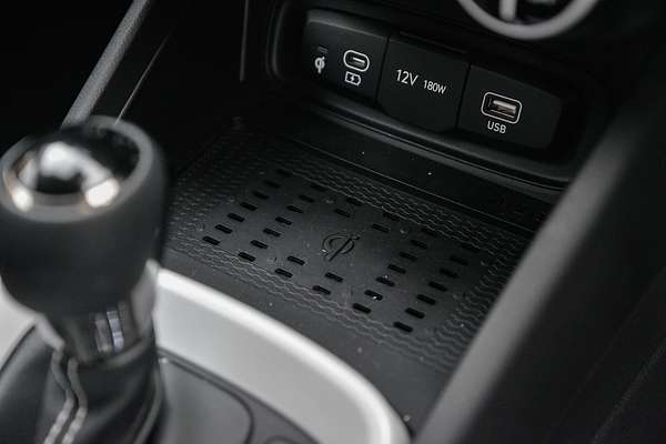 2025 Hyundai Venue Elite QX.V5