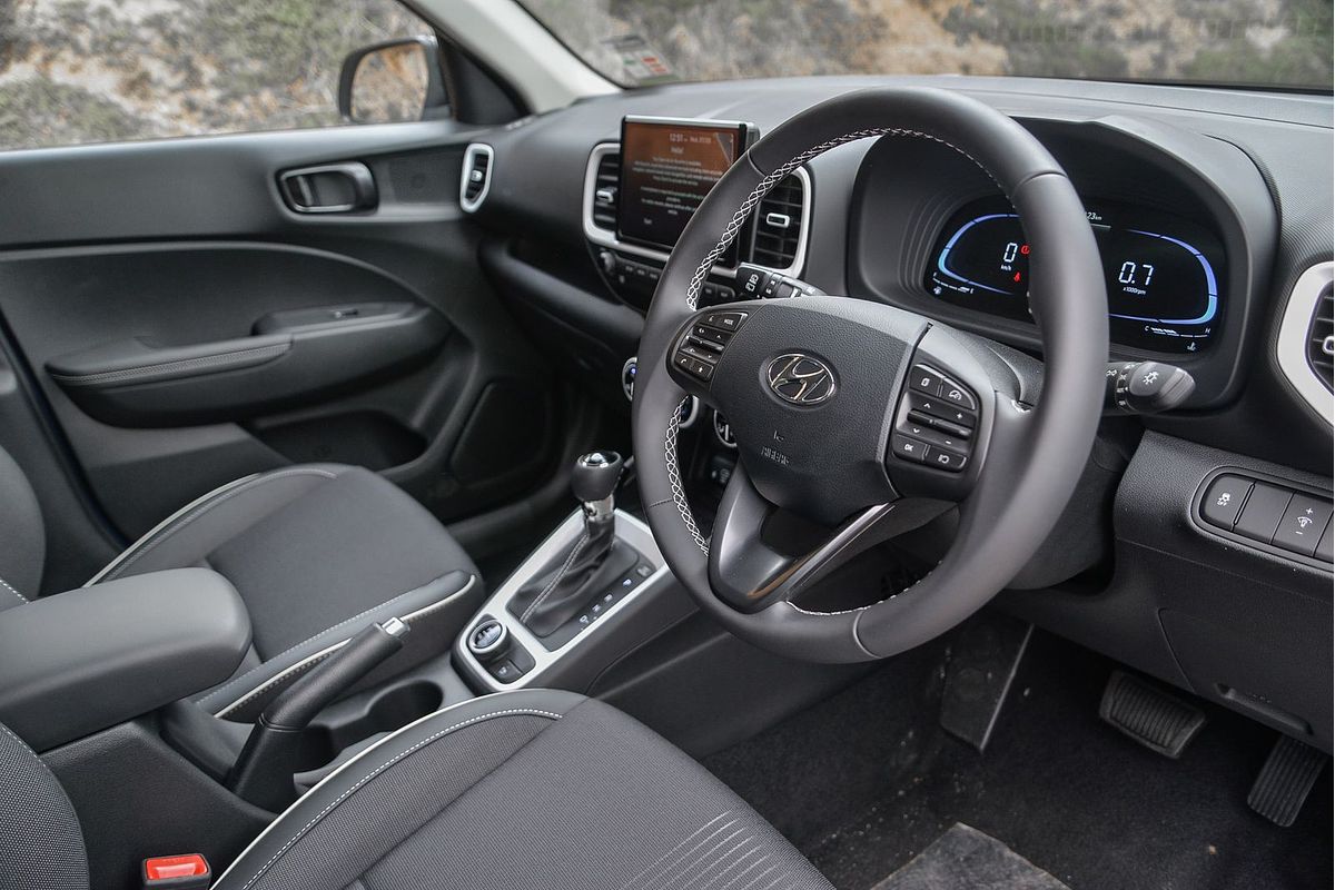 2025 Hyundai Venue Elite QX.V5