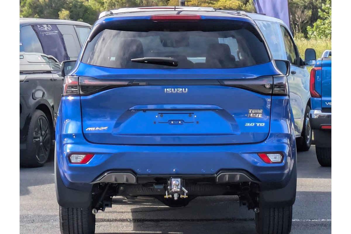 2025 Isuzu MU-X LS-T