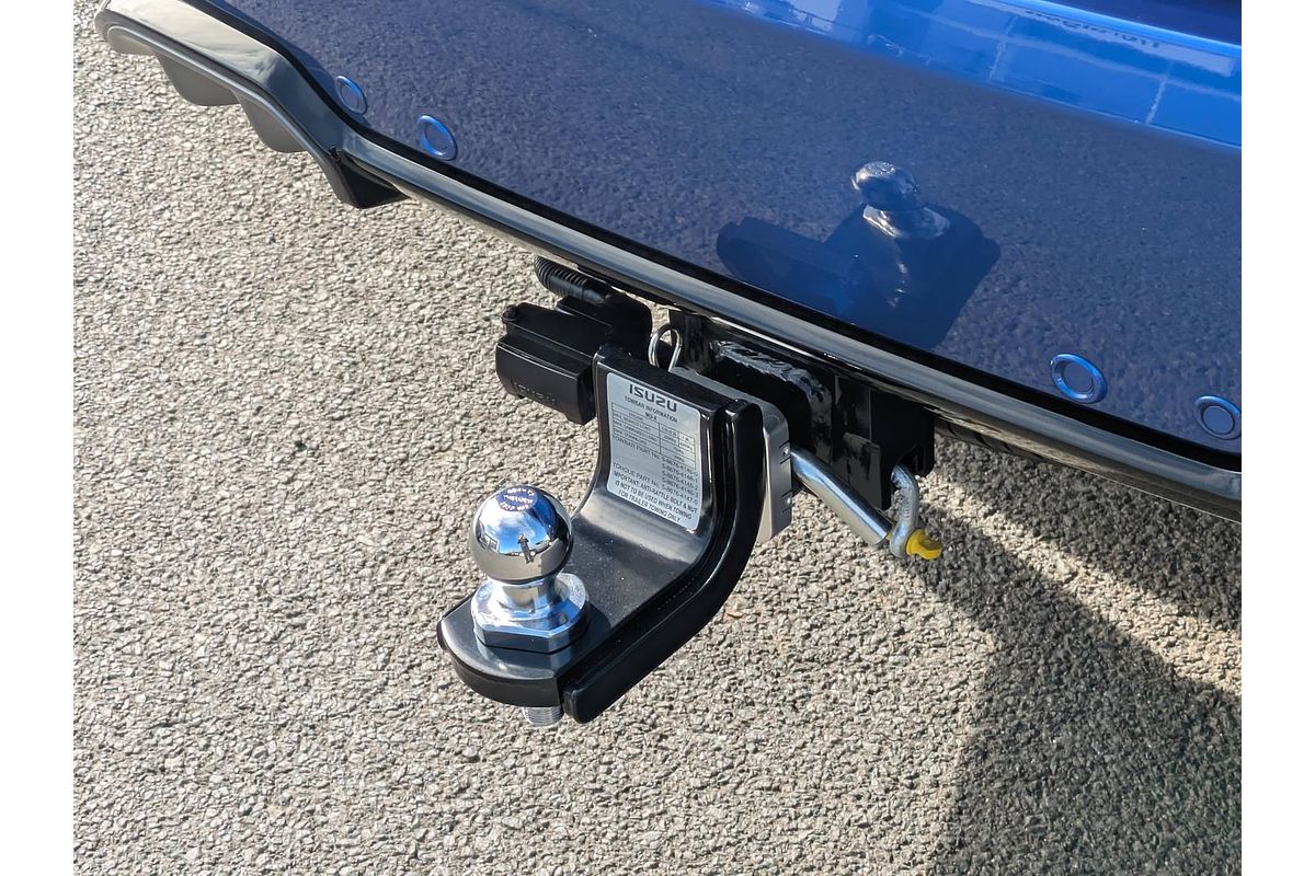 2025 Isuzu MU-X LS-T