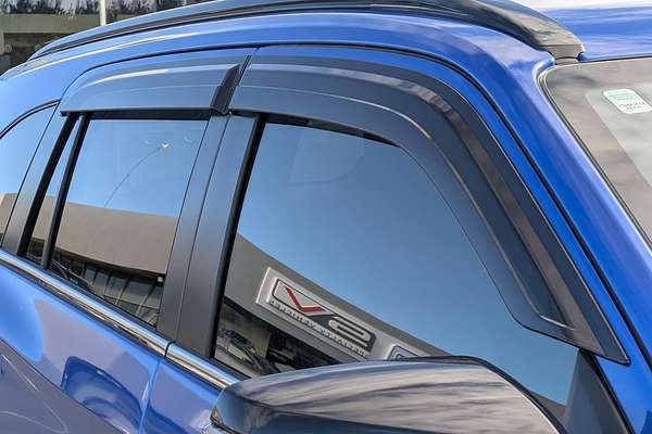 2025 Isuzu MU-X LS-T