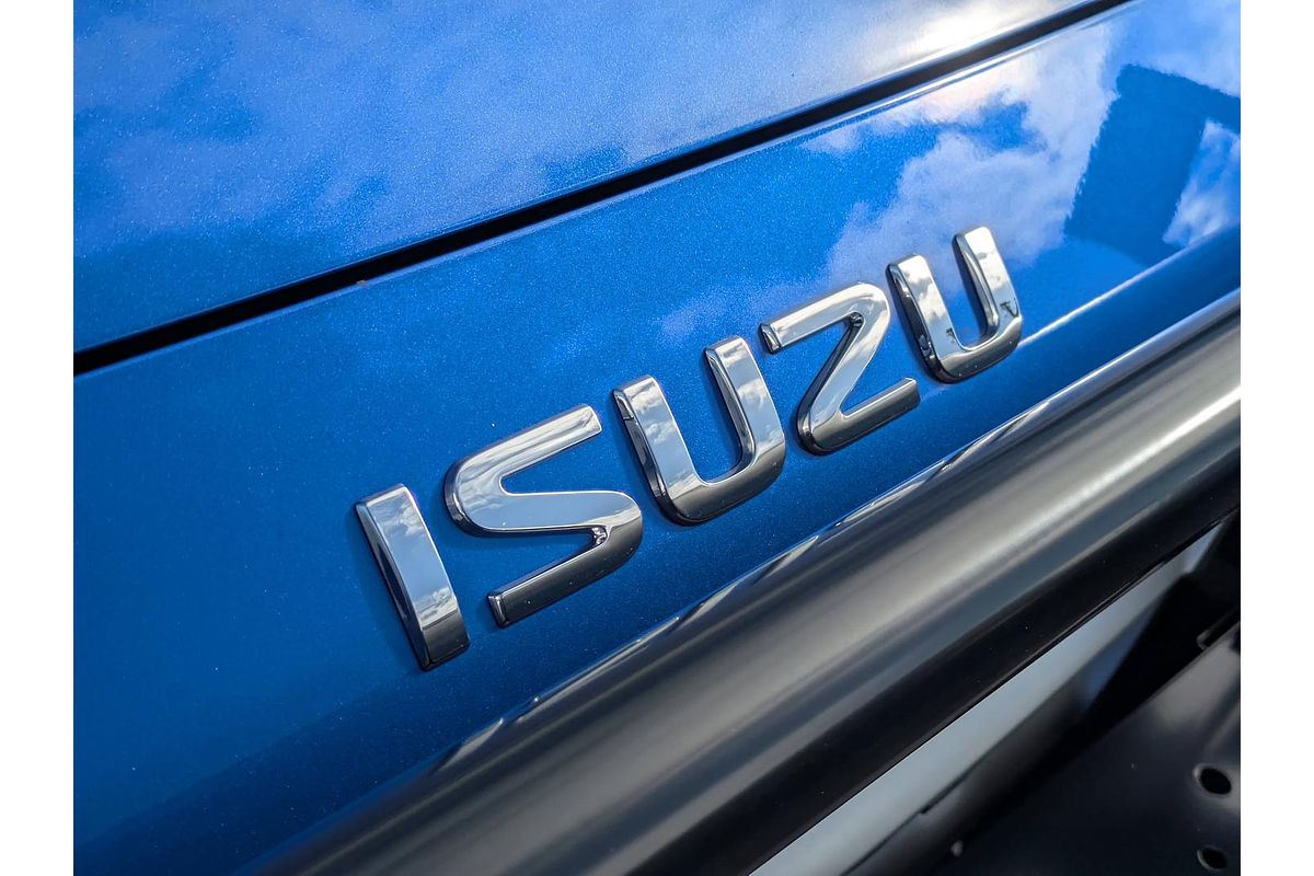 2025 Isuzu MU-X LS-T