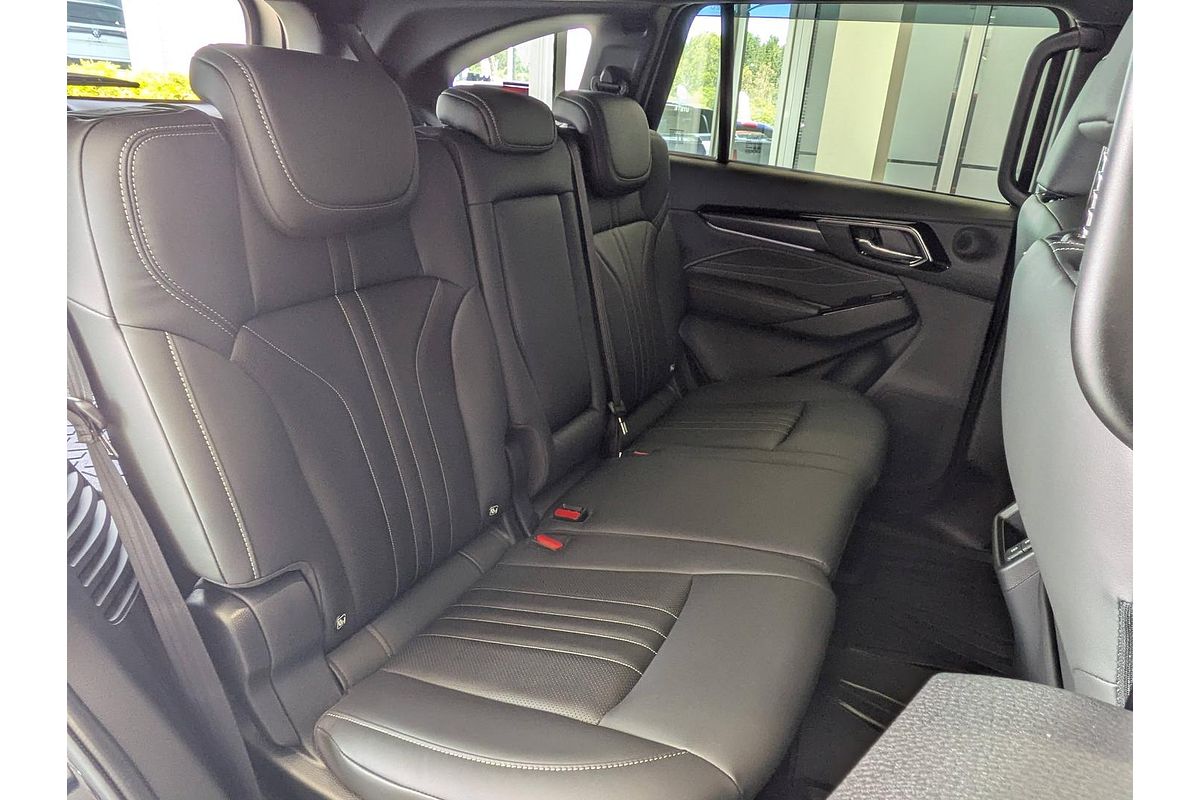 2025 Isuzu MU-X LS-T