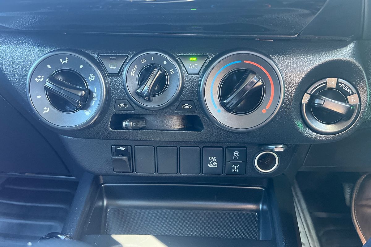 2023 Toyota Hilux SR GUN126R 4X4