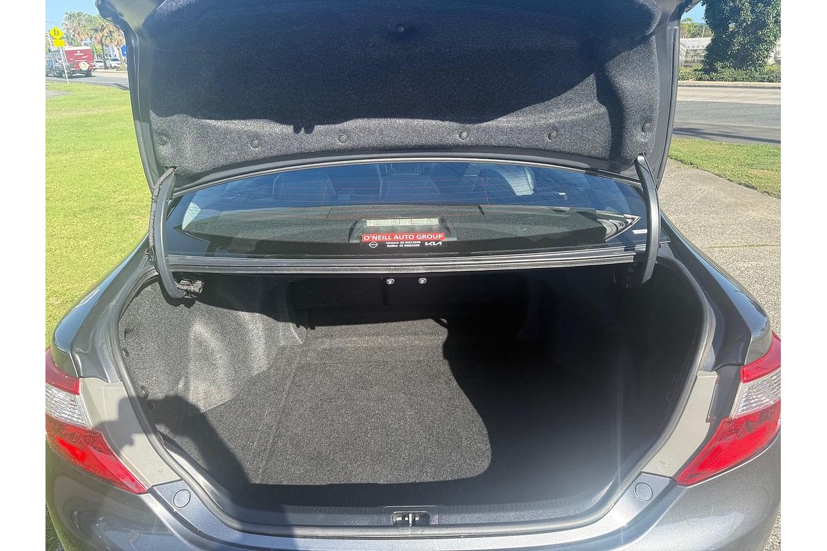 2013 Toyota Camry Atara SL ASV50R