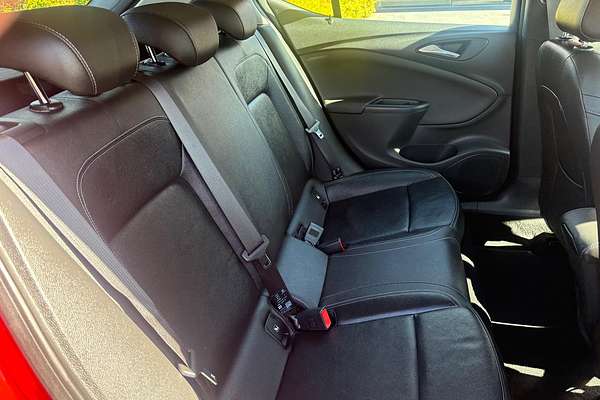 2018 Holden Astra RS-V BK