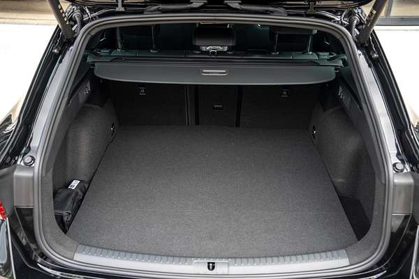 2025 CUPRA Leon VZe KL