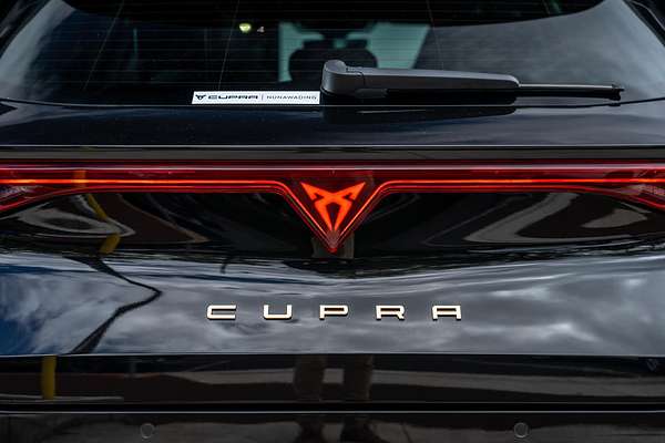 2025 CUPRA Leon VZe KL