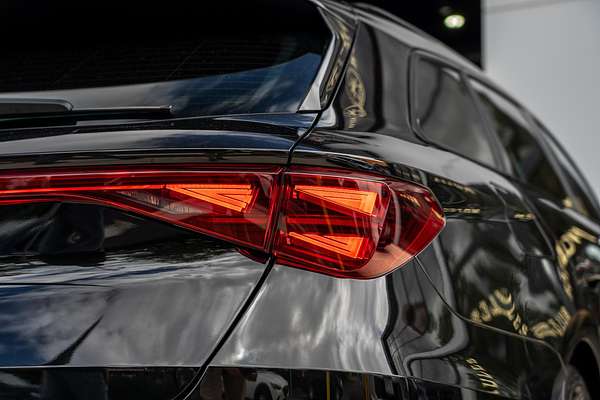 2025 CUPRA Leon VZe KL