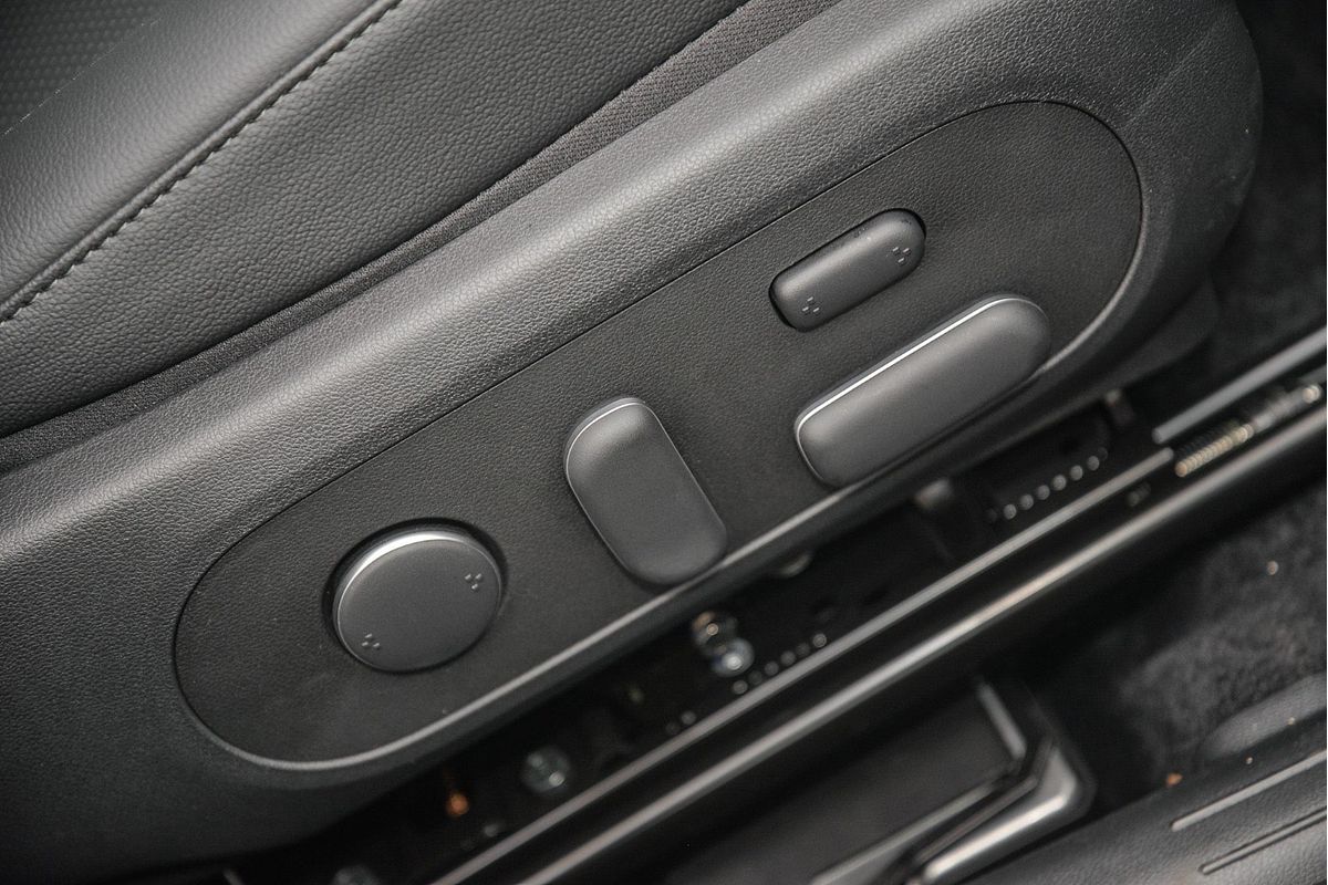 2025 Hyundai Kona Premium SX2.V3