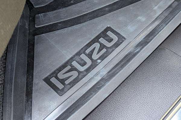 2025 Isuzu D-MAX LS-U 4X4