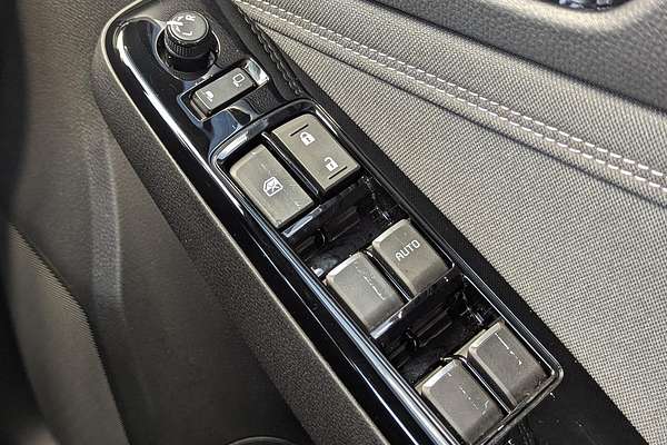 2025 Isuzu D-MAX LS-U 4X4