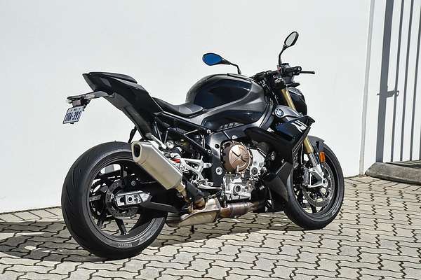2024 BMW S 1000 R Race S 1000