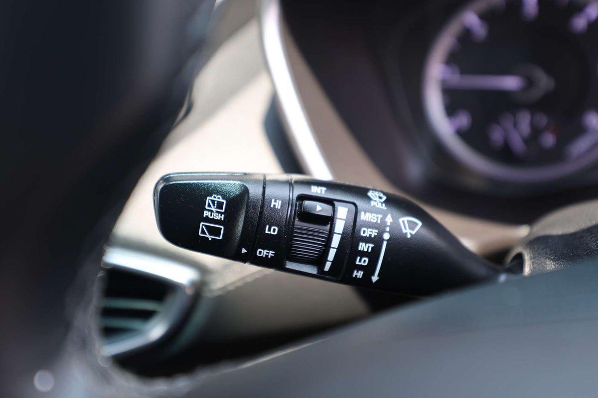 2018 Hyundai Santa Fe Elite TM