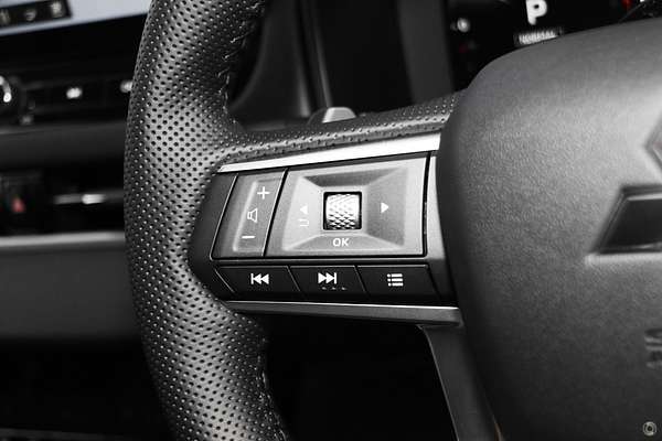 2025 Mitsubishi Outlander LS ZM