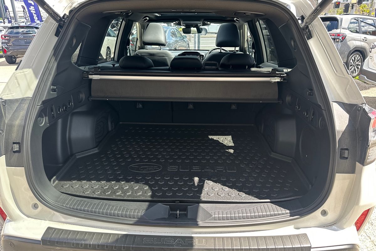 2025 Subaru Forester Touring S6