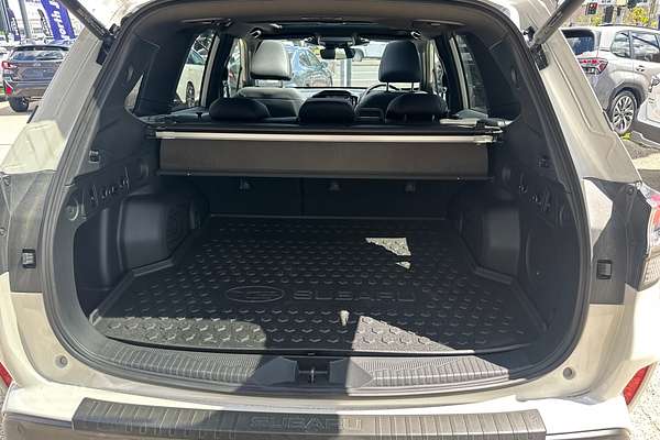 2025 Subaru Forester Touring S6