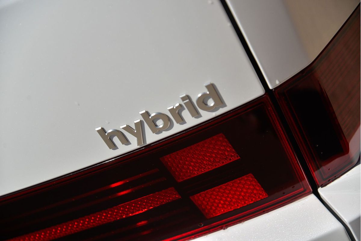 2025 Hyundai Santa Fe Hybrid Elite MX5.V2