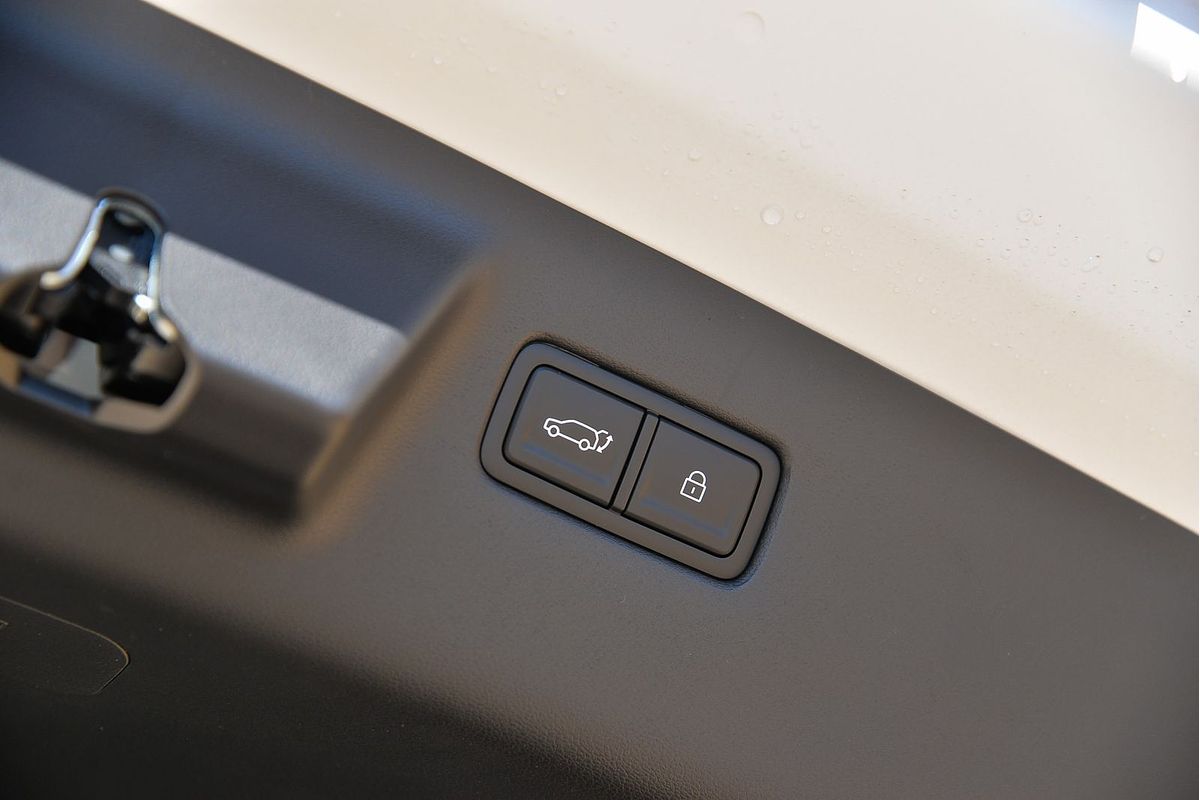 2025 Hyundai Santa Fe Hybrid Elite MX5.V2