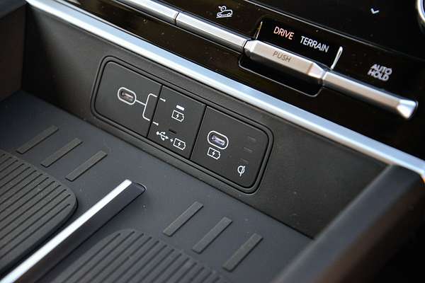 2025 Hyundai Santa Fe Hybrid Elite MX5.V2