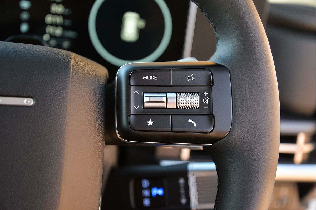 2025 Hyundai Santa Fe Hybrid Elite MX5.V2