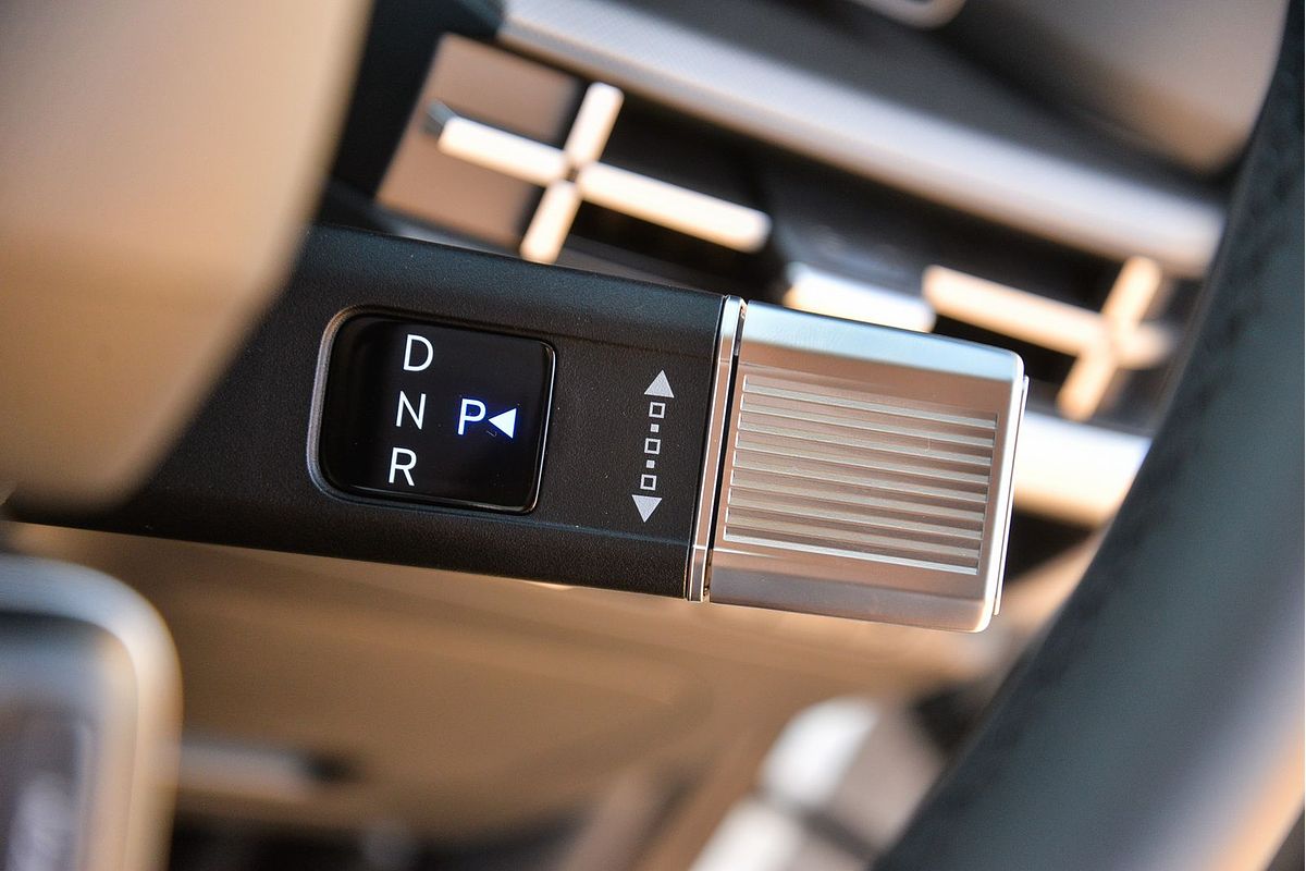 2025 Hyundai Santa Fe Hybrid Elite MX5.V2