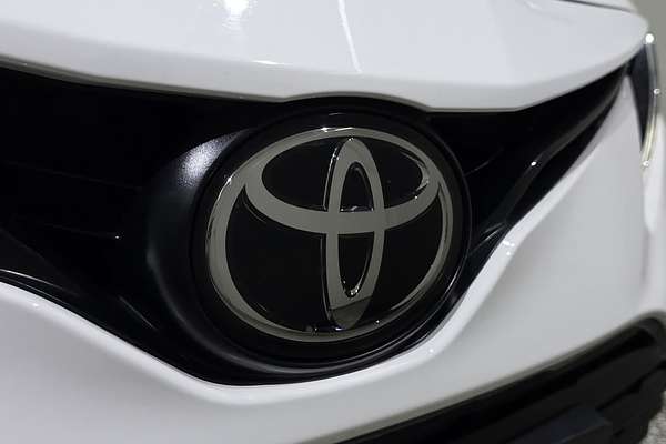 2023 Toyota Camry Ascent AXVA70R