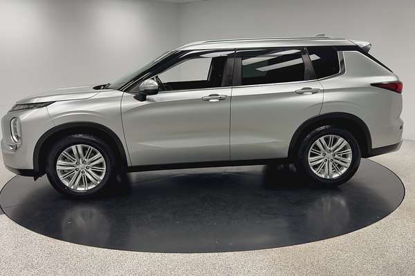 2021 Mitsubishi Outlander LS ZM