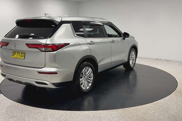 2021 Mitsubishi Outlander LS ZM