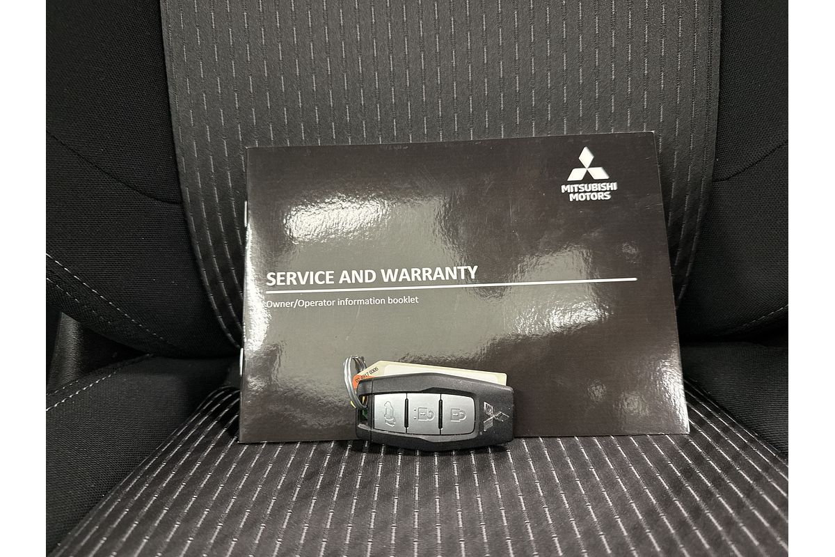 2021 Mitsubishi Outlander LS ZM