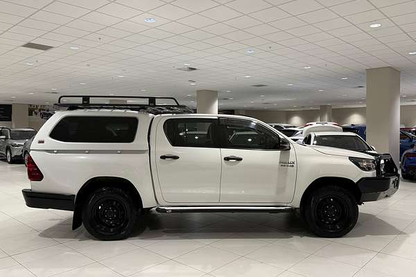 2021 Toyota Hilux SR GUN126R