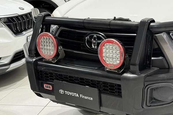 2021 Toyota Hilux SR GUN126R