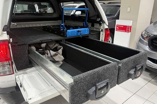 2021 Toyota Hilux SR GUN126R