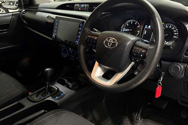 2021 Toyota Hilux SR GUN126R