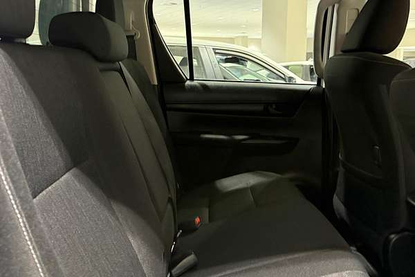 2021 Toyota Hilux SR GUN126R