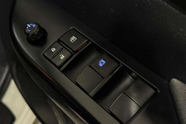 2021 Toyota Hilux SR GUN126R