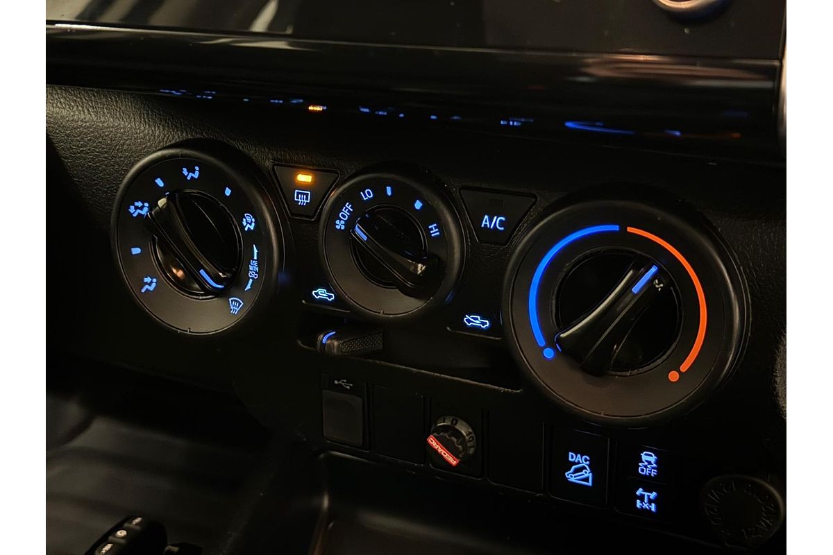 2021 Toyota Hilux SR GUN126R