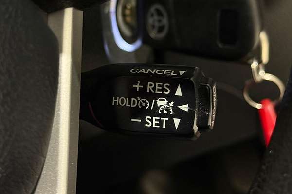 2021 Toyota Hilux SR GUN126R