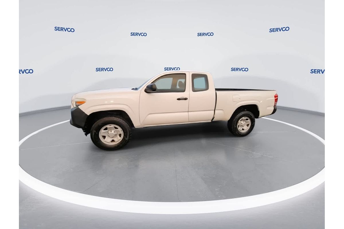 2017 Toyota Tacoma SR