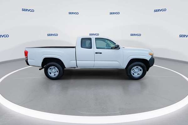 2017 Toyota Tacoma SR