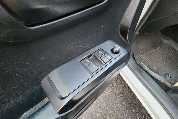 2017 Toyota Tacoma SR