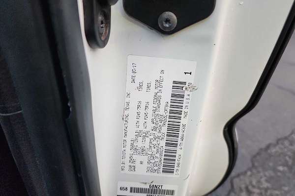 2017 Toyota Tacoma SR