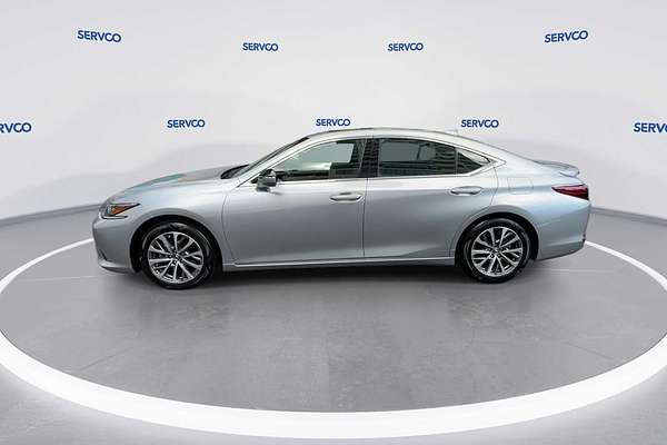 2022 Lexus ES