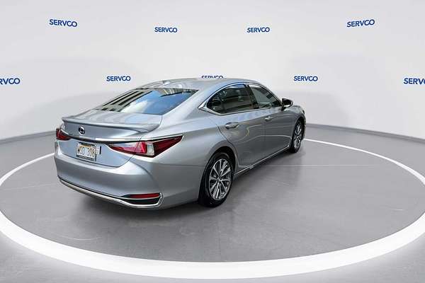 2022 Lexus ES