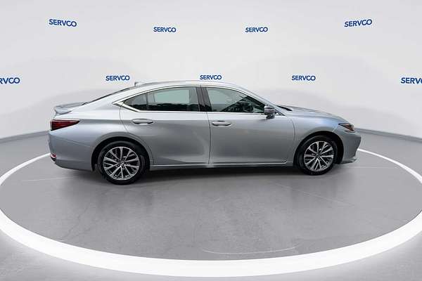 2022 Lexus ES