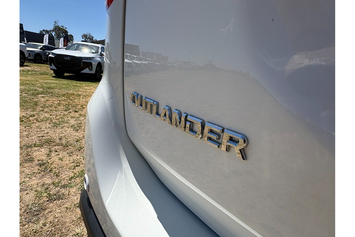 2018 Mitsubishi Outlander ES ZL